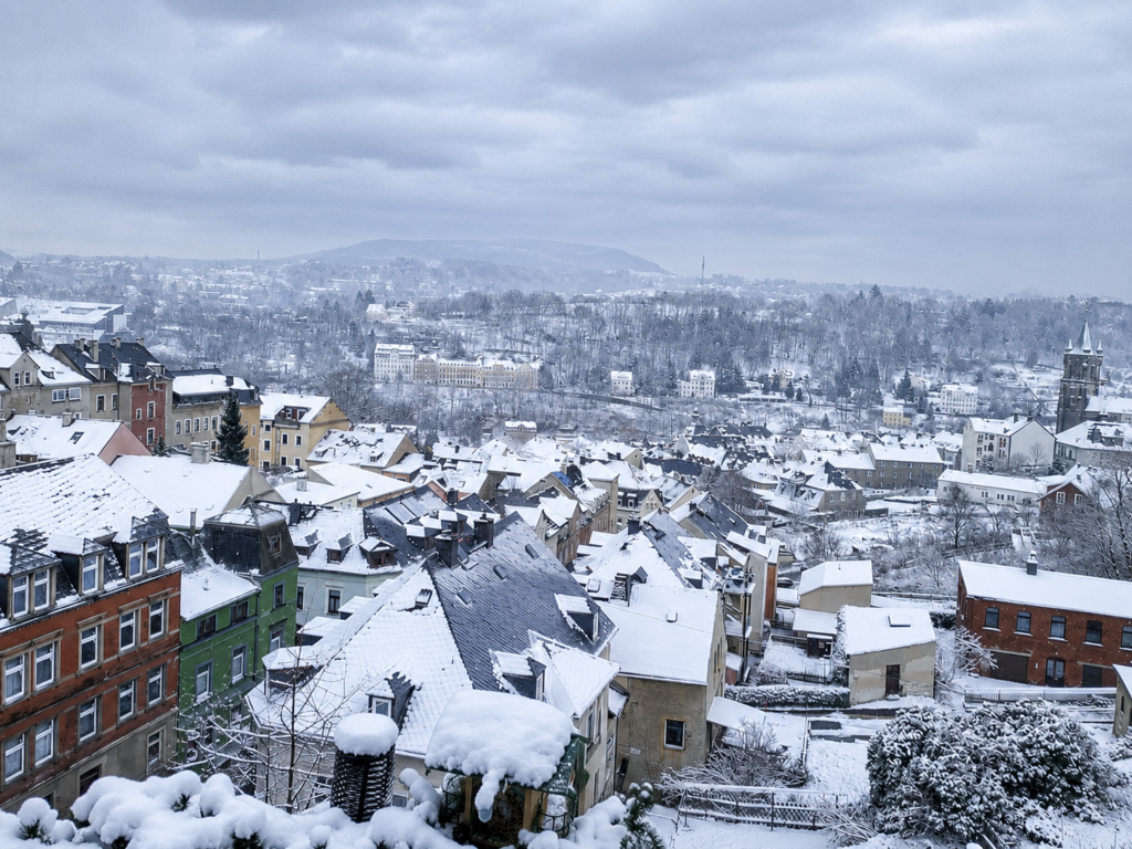 Winterlicher Blick aus dem Erzgebirgsnest.